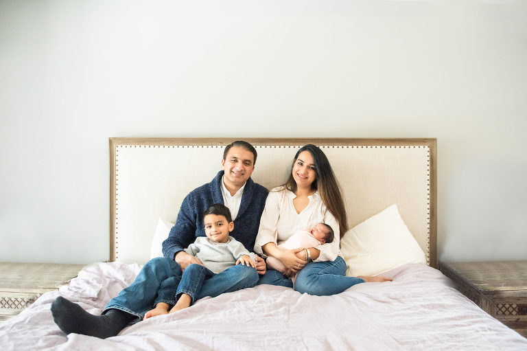 Newborn and family photos by baby photographer Cianne Mitchell Photography