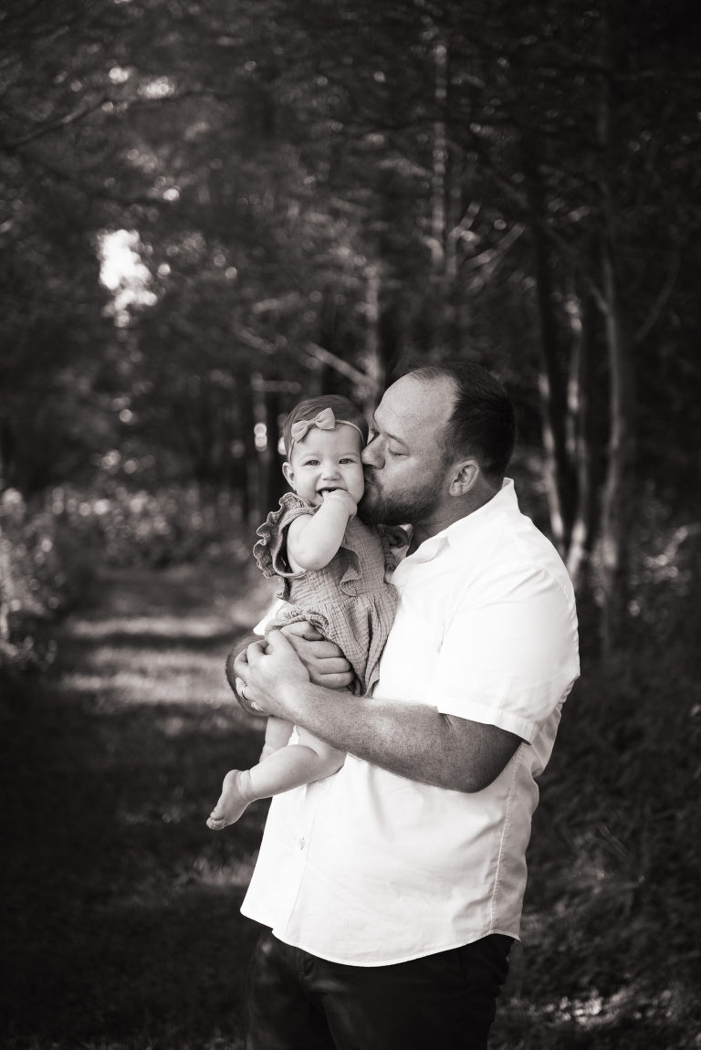 Family photo by Chicago baby photographer Cianne Mitchell Photography